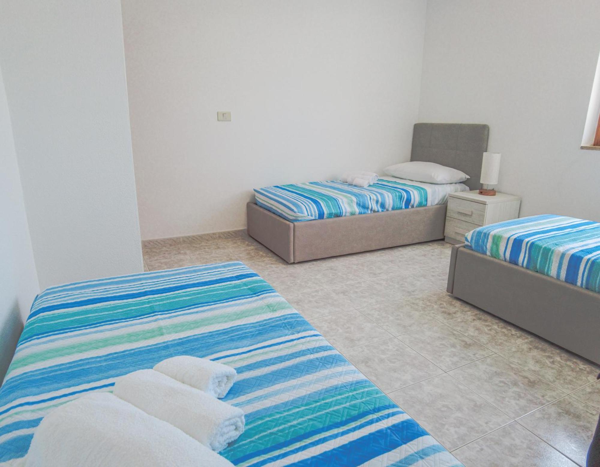 Budget Beds Alghero Exteriör bild